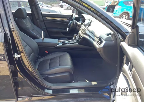 2019 Honda Accord Sport z USA, uszkodzony, nr VIN 1HGCV1F33KA104986